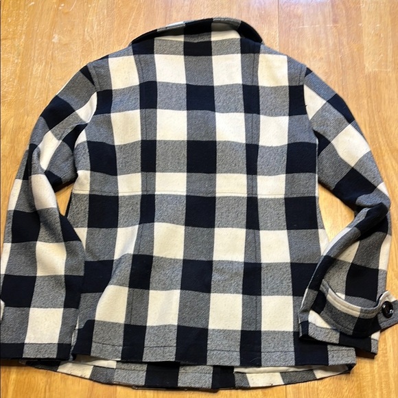GAP Black and White Pea Coat Classic Checkered Design - Size Medium - Picture 8 of 8